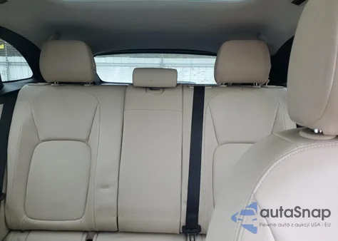 2017 Jaguar F-Pace Premium z USA, uszkodzony, nr VIN SADCJ2BN7HA090868